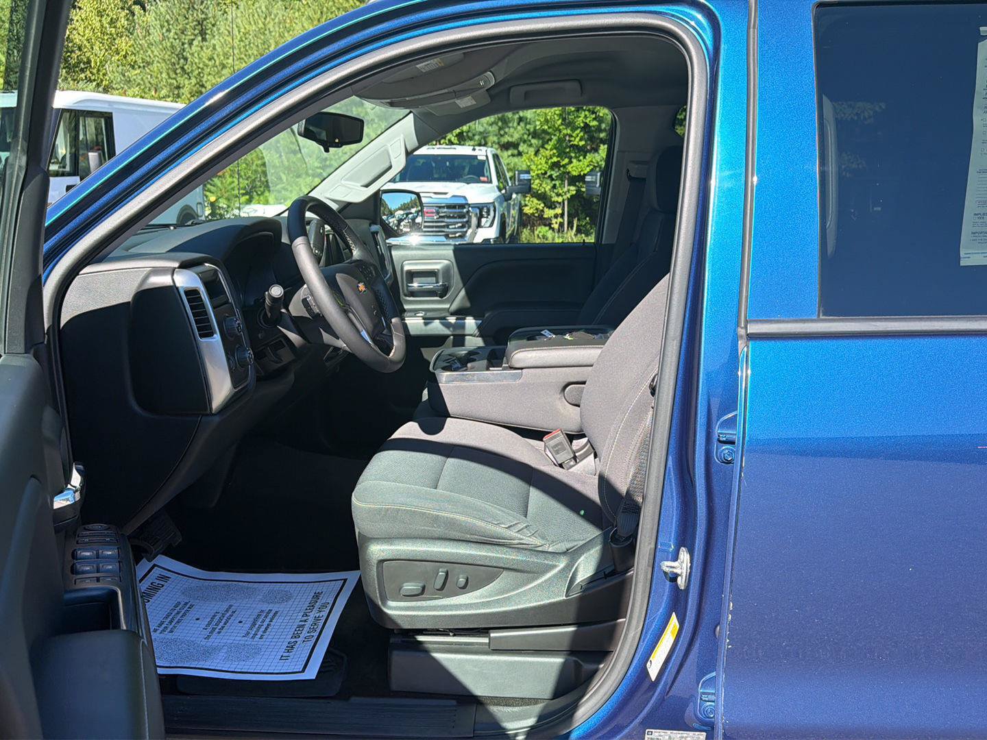 Certified 2018 Chevrolet Silverado 1500 LT w/ All Star Edition AWD/4WD image 9