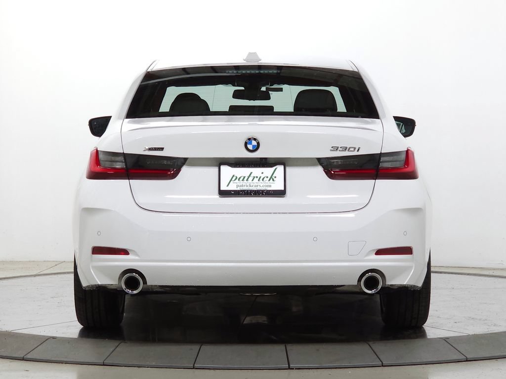 Used 2026 BMW 330i xDrive Sedan w/ Convenience Package AWD/4WD image 6
