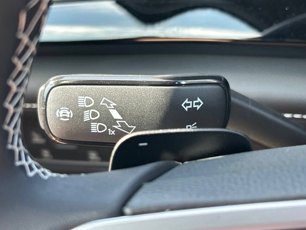 New 2026 Volkswagen Atlas Cross Sport SE FWD image 29