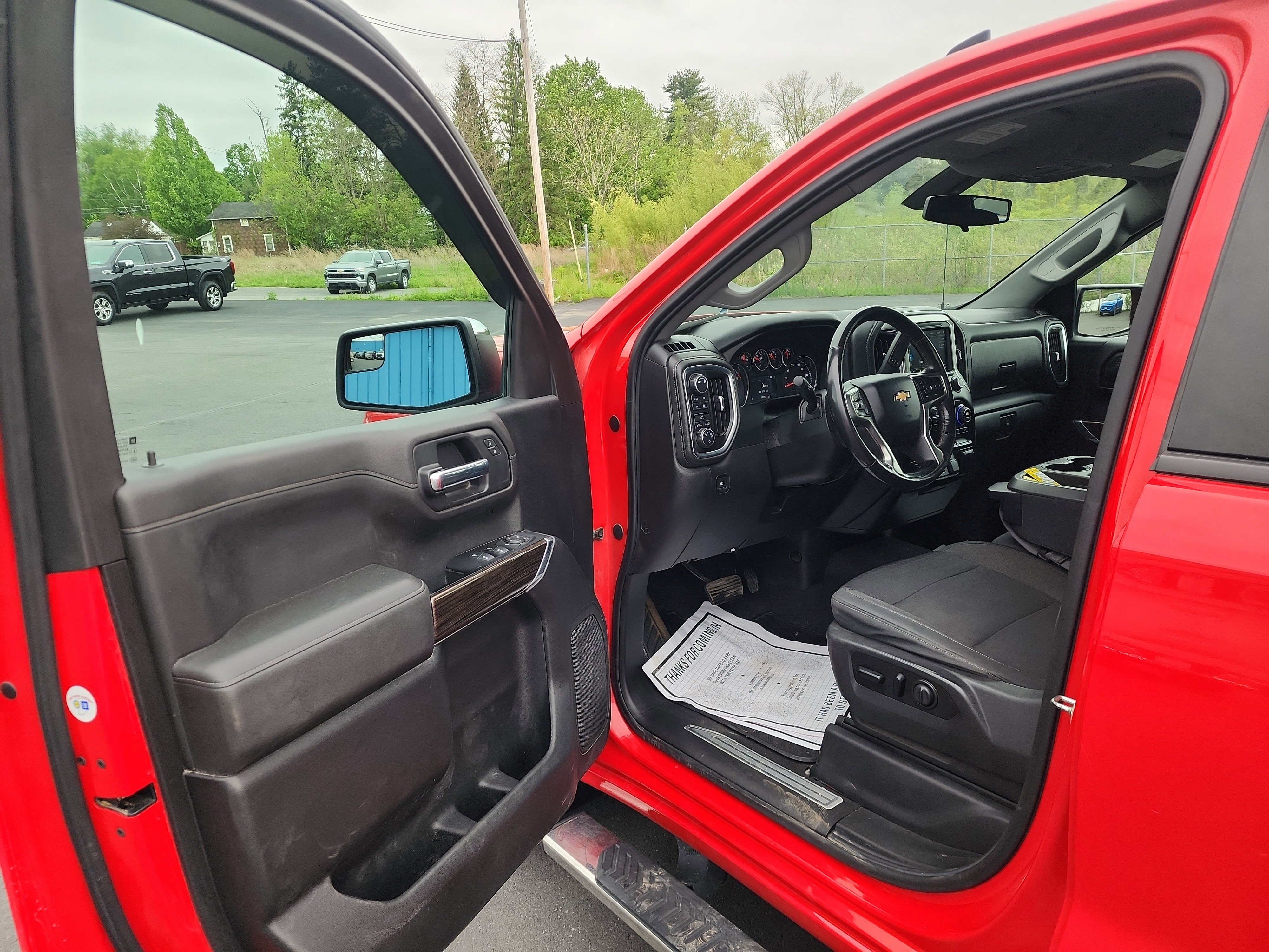 Used 2019 Chevrolet Silverado 1500 LT w/ All-Star Edition AWD/4WD image 10