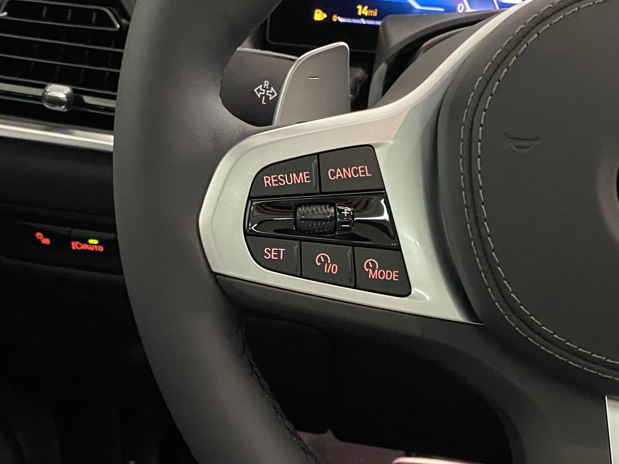 New 2026 BMW X6 xDrive40i w/ Climate Comfort Package image 17