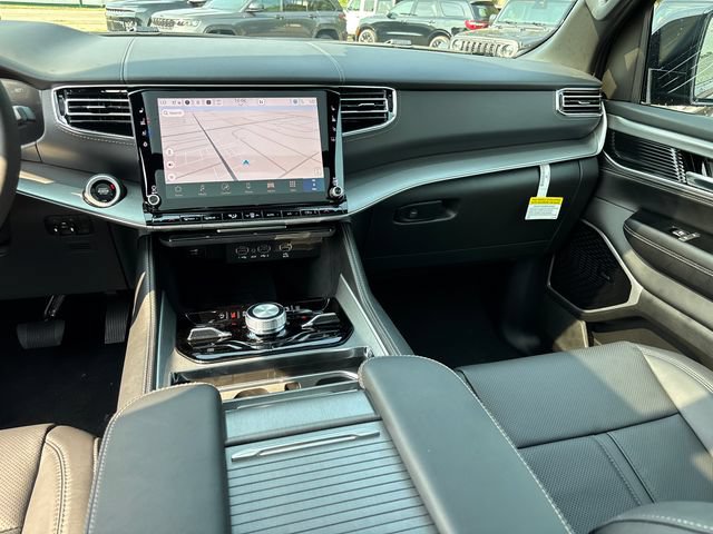 New 2026 Jeep Grand Wagoneer L Limited AWD/4WD image 13
