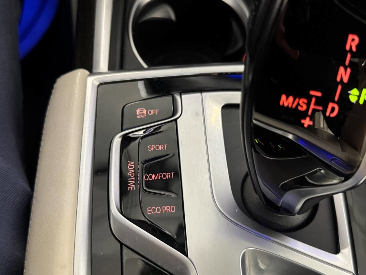 Used 2019 BMW M760i xDrive w/ Luxury Rear Seating Package image 72