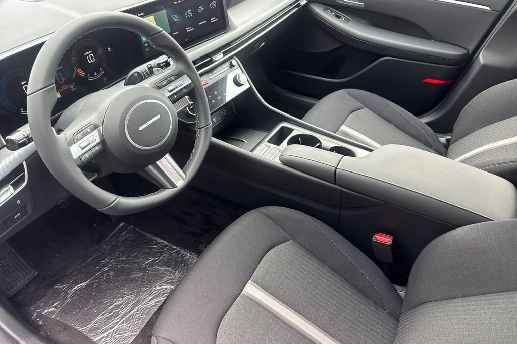 New 2026 Hyundai Sonata SEL FWD image 10