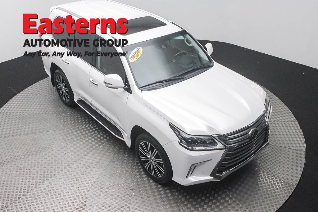 Used 2018 Lexus LX 570 4WD w/ Luxury Package image 3