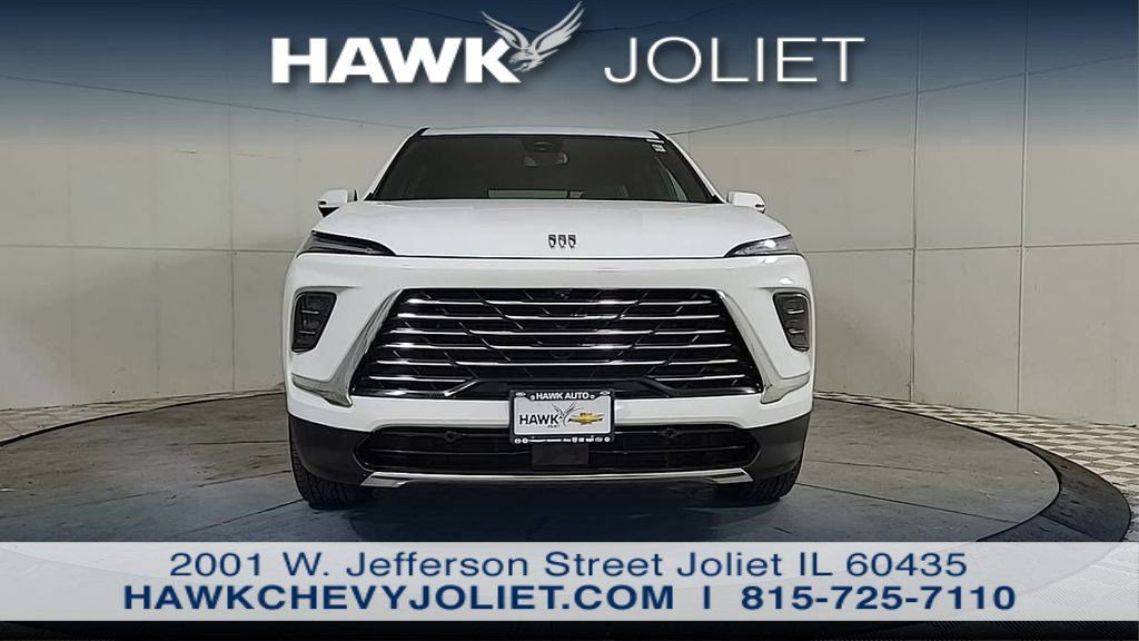 Used 2025 Buick Enclave Preferred image 9