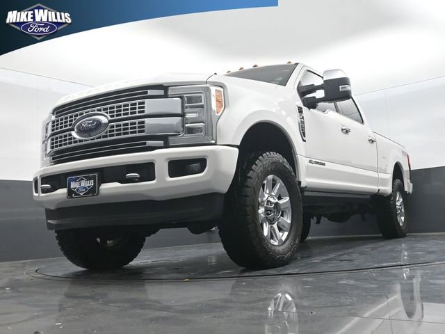 Used 2019 Ford F250 Platinum w/ Platinum Ultimate Package AWD/4WD image 19