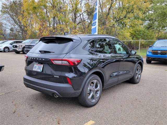New 2026 Ford Escape ST-Line w/ Tech Pack #1 image 5
