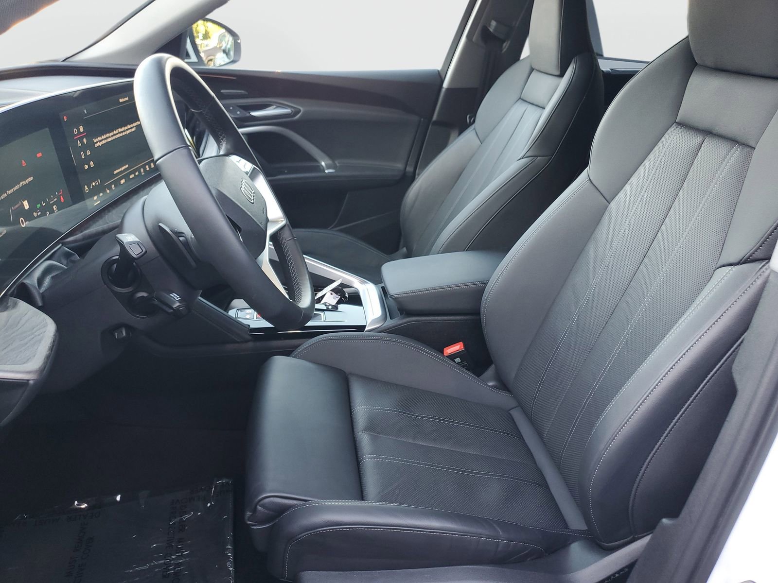 Used 2025 Audi Q5 Premium Plus w/ Premium Plus image 19