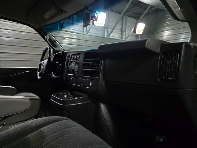 Used 2021 Chevrolet Express 2500 w/ Driver Convenience Package image 16