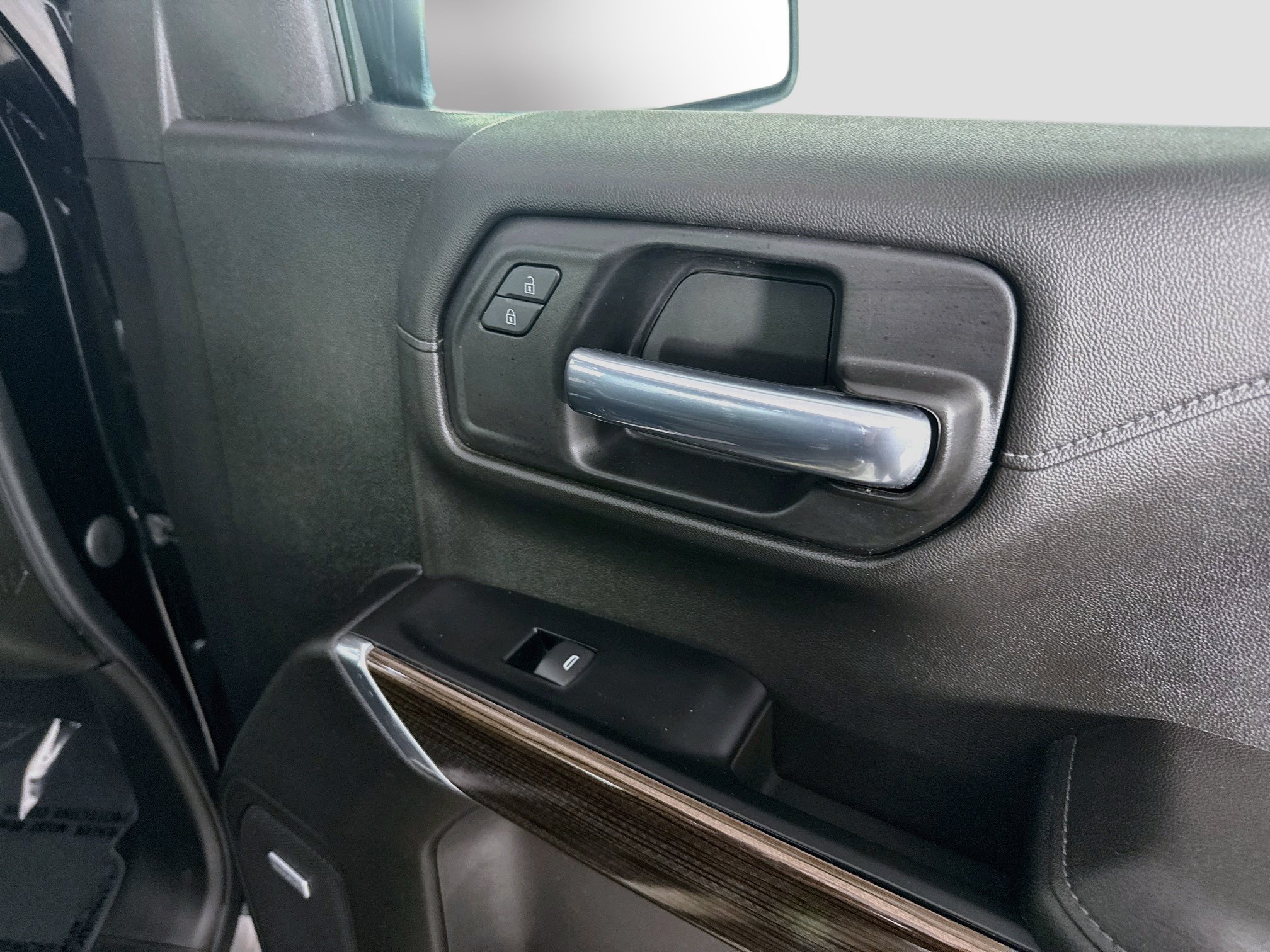 Used 2021 Chevrolet Silverado 1500 RST w/ Redline Edition AWD/4WD image 31