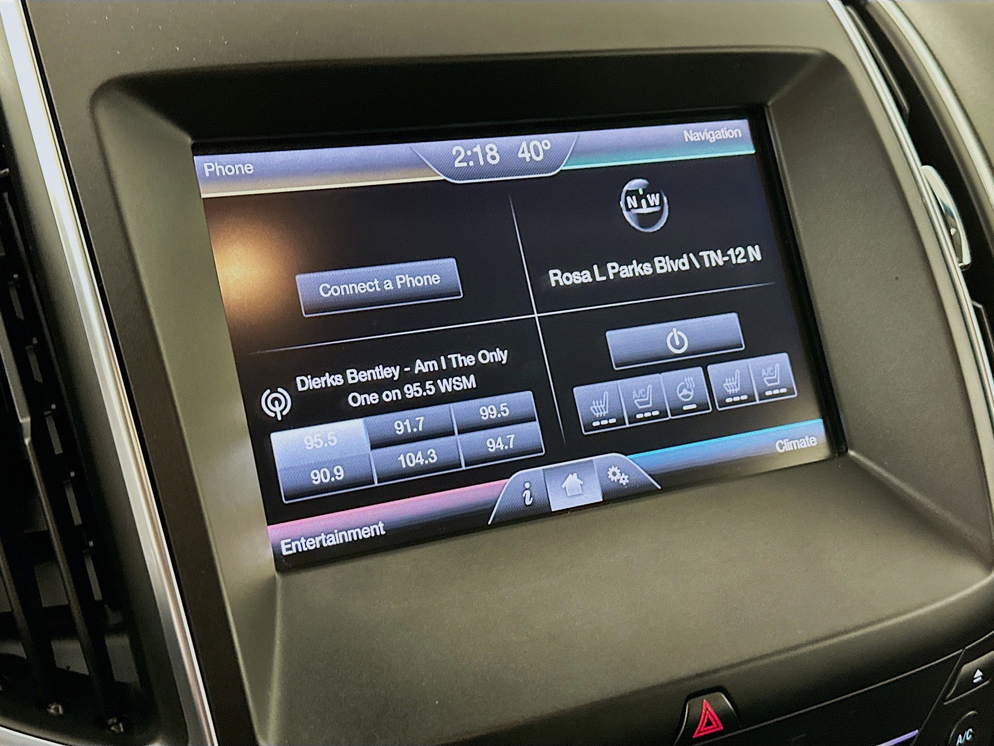 Used 2015 Ford Edge Titanium w/ Equipment Group 302A AWD/4WD image 21