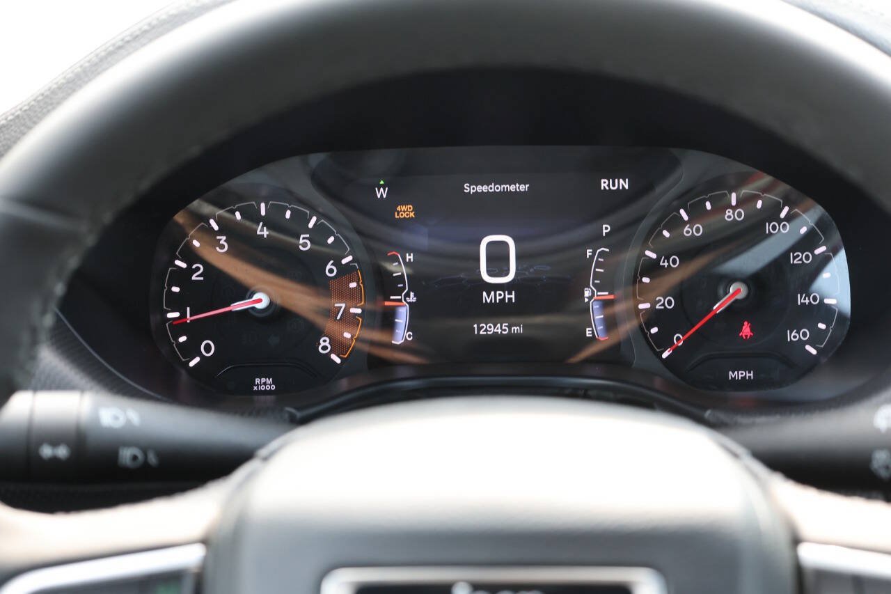 Used 2026 Jeep Compass Latitude AWD/4WD image 19
