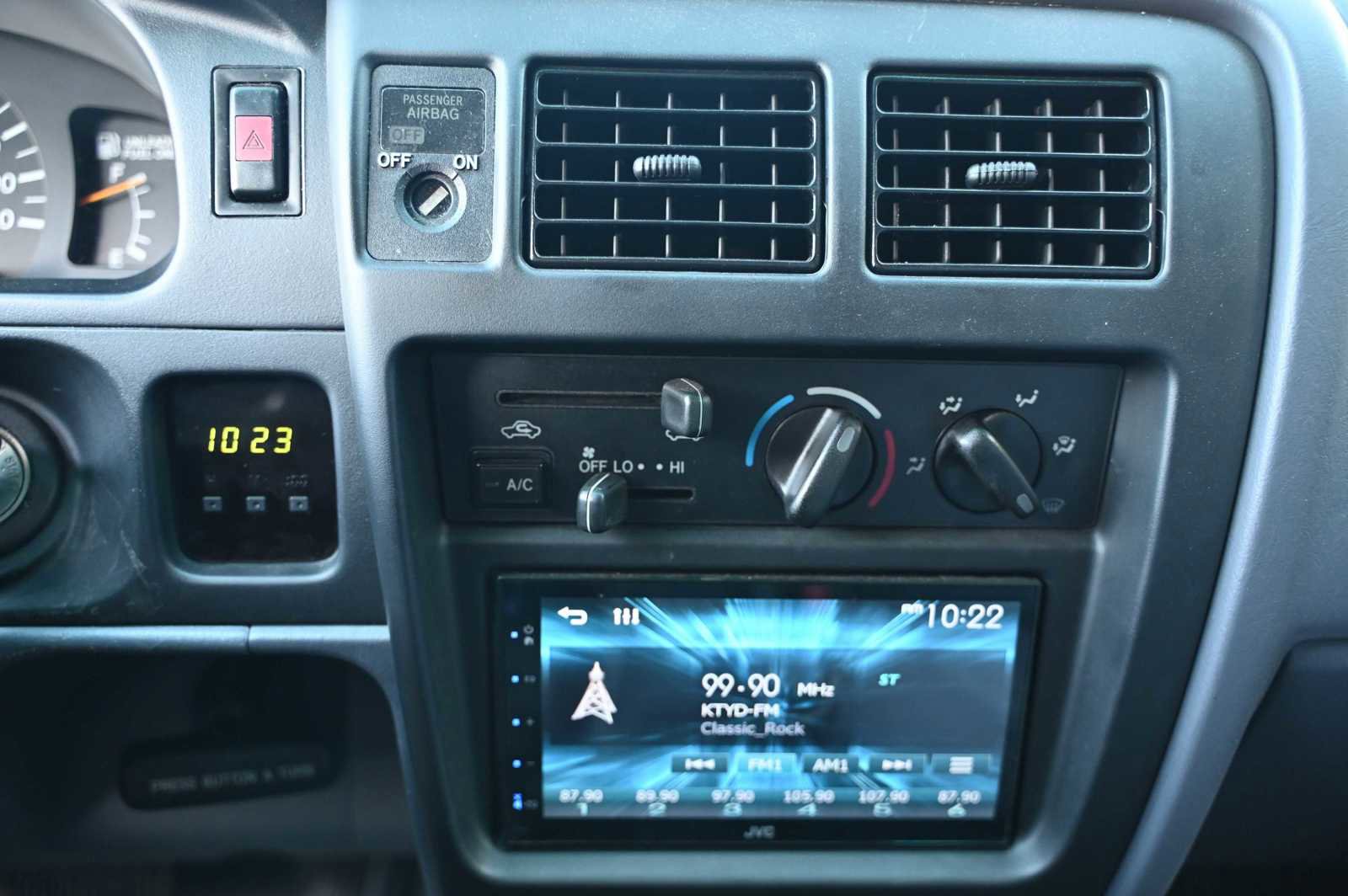 Used 1998 Toyota Tacoma 4x4 Xtracab V6 image 18