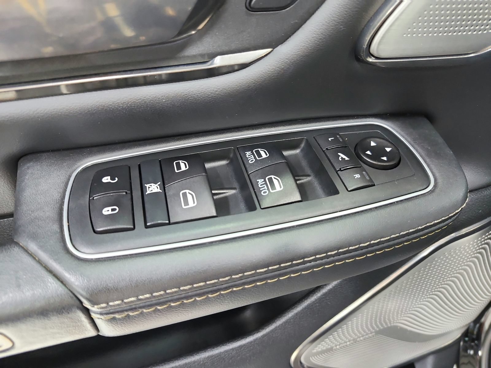 Used 2020 RAM 1500 Limited AWD/4WD image 39