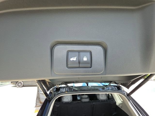Used 2023 Nissan Rogue Platinum w/ Platinum Premium Package image 28