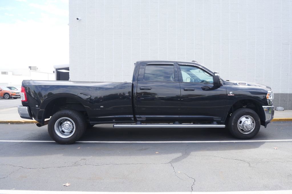 Used 2023 RAM 3500 Tradesman image 2