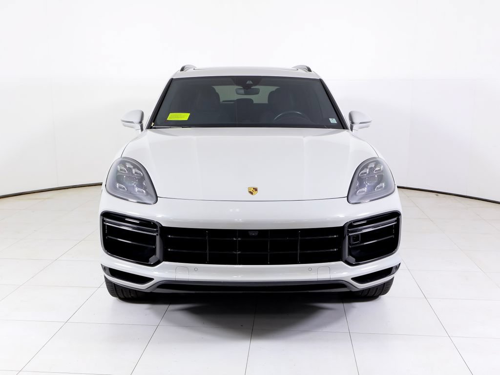 Certified 2020 Porsche Cayenne Turbo S AWD/4WD image 35