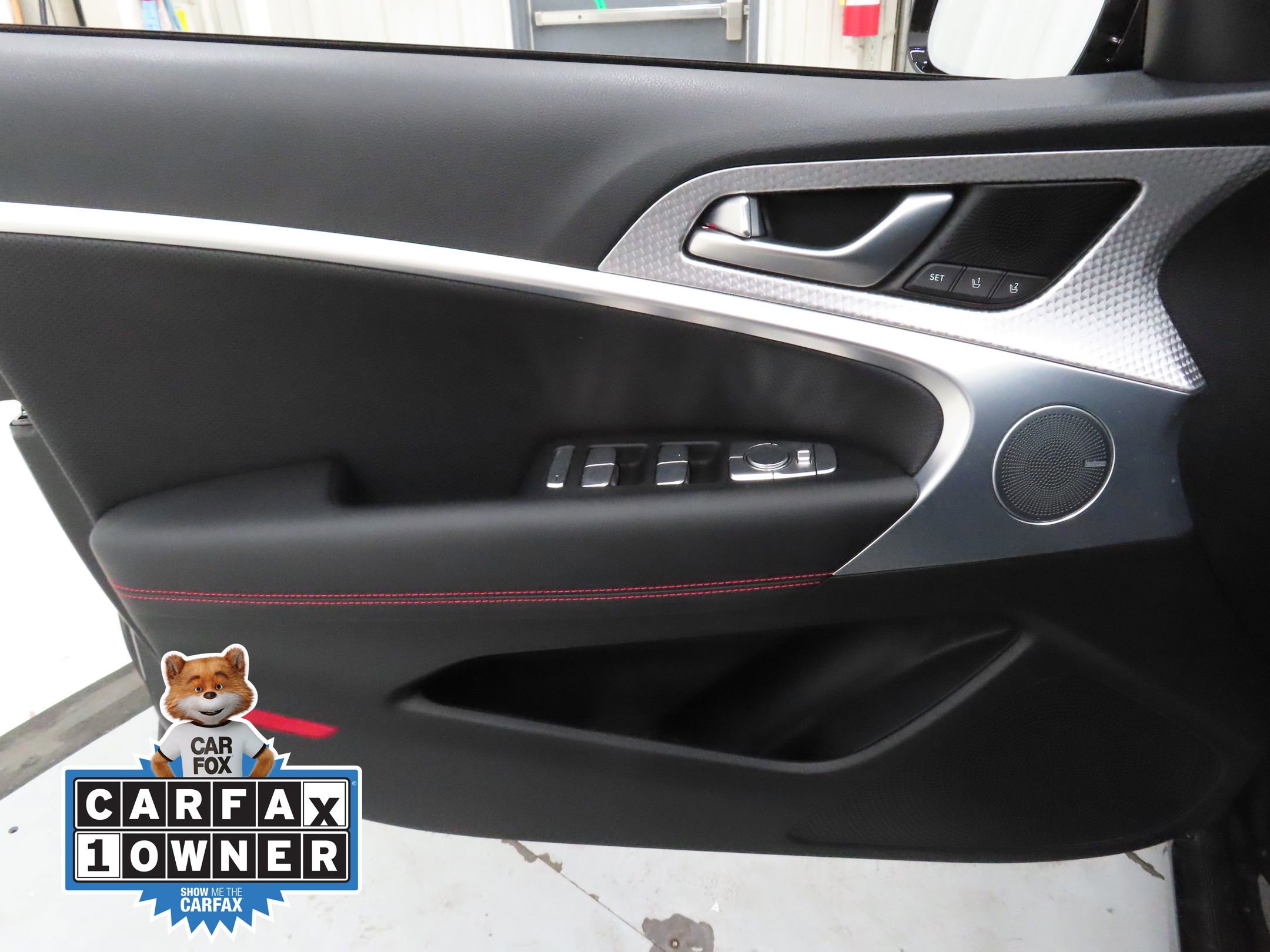 Used 2023 Genesis G70 3.3T w/ Sport Advanced Package image 9