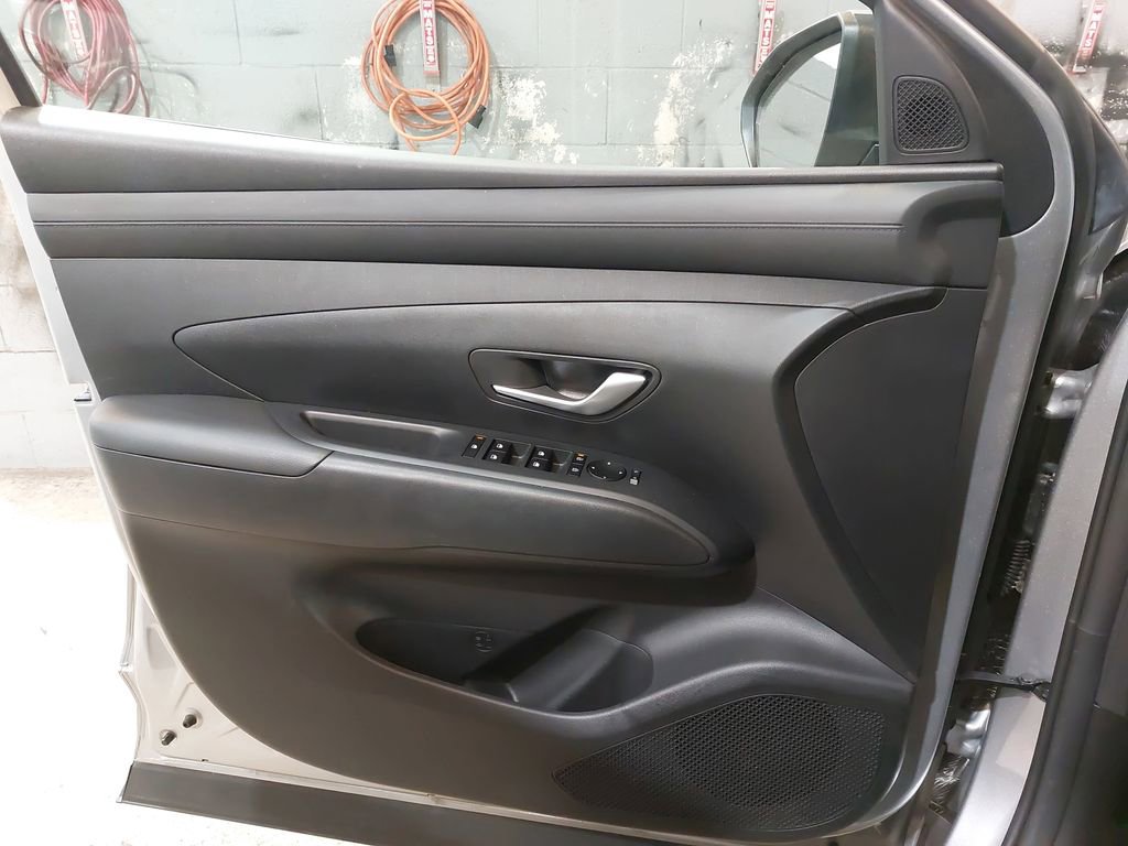 Certified 2025 Hyundai Tucson SEL image 28