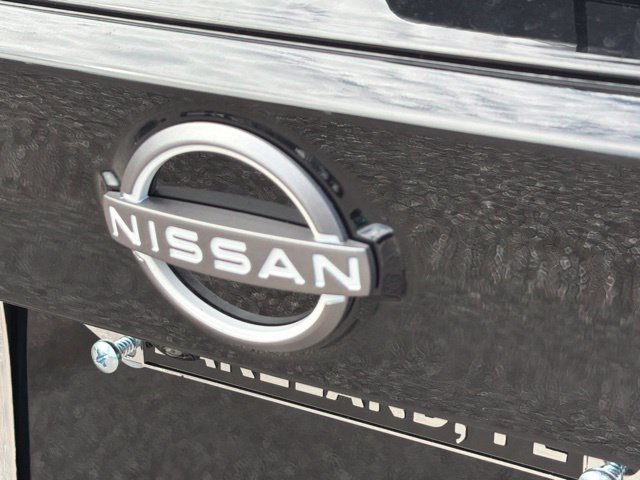 New 2026 Nissan Kicks SR AWD/4WD image 13