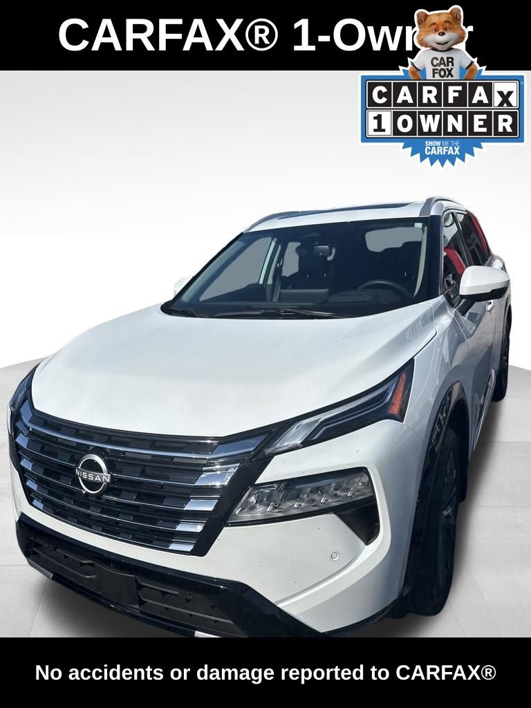 Used 2024 Nissan Rogue Platinum w/ Platinum Premium Package FWD image 2