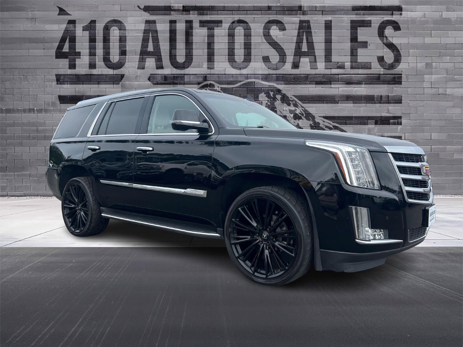 Used 2015 Cadillac Escalade Luxury