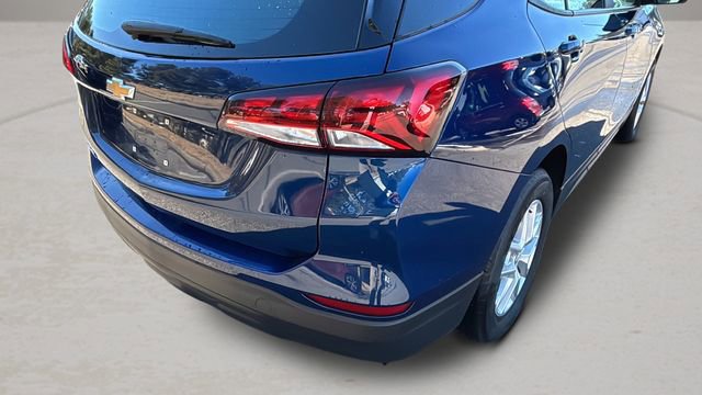 Used 2022 Chevrolet Equinox LS image 31