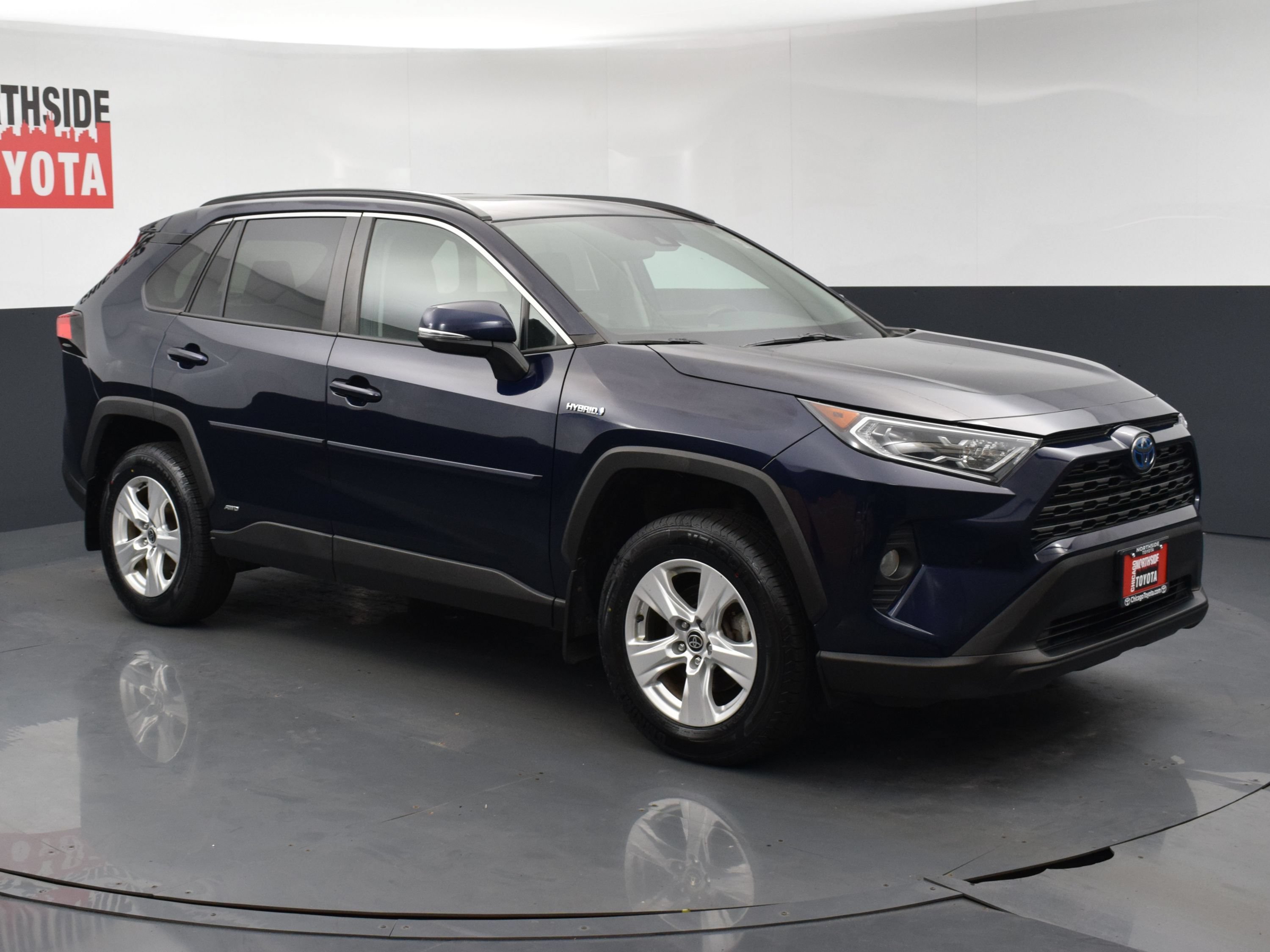 Used 2021 Toyota RAV4 XLE w/ Convenience Package AWD/4WD image 6