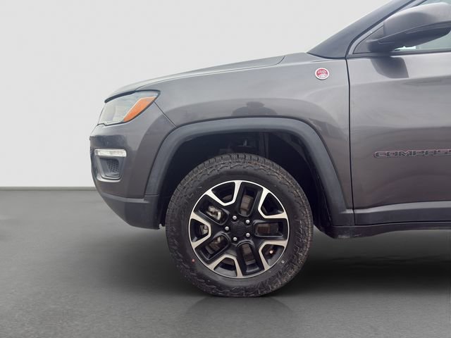 Used 2020 Jeep Compass Trailhawk image 20
