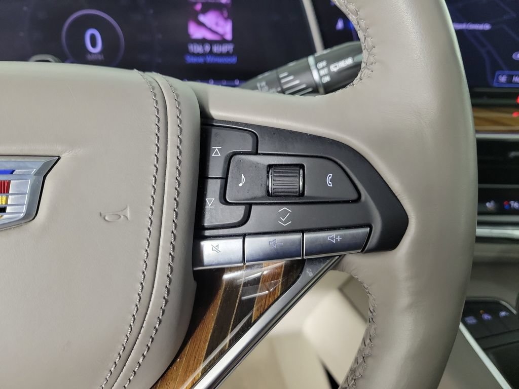 Used 2024 Cadillac Escalade ESV Sport Platinum w/ LPO, Floor Liner Package AWD/4WD image 24