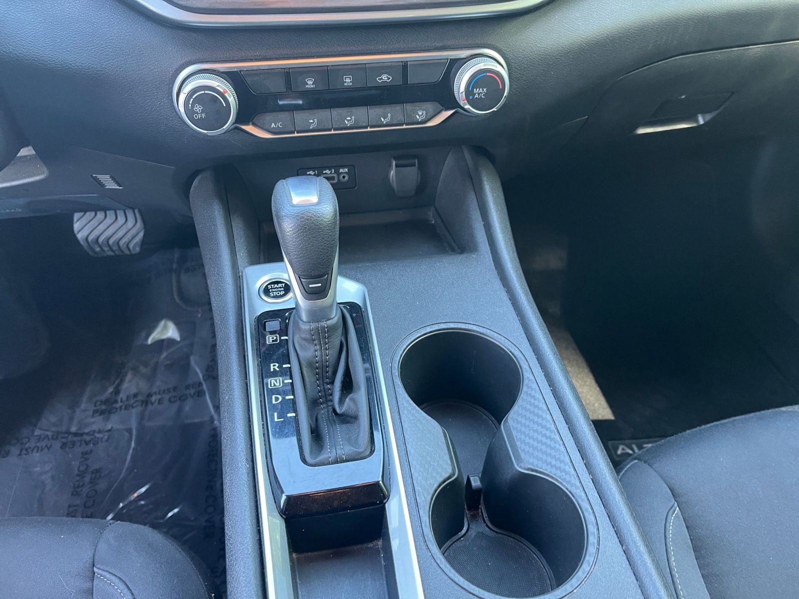 Used 2025 Nissan Altima 2.5 SV image 40