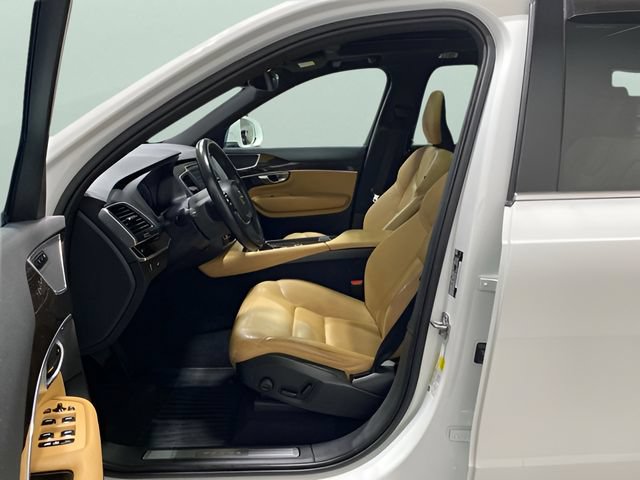 Used 2019 Volvo XC90 T6 Momentum w/ Advanced Package AWD/4WD image 11