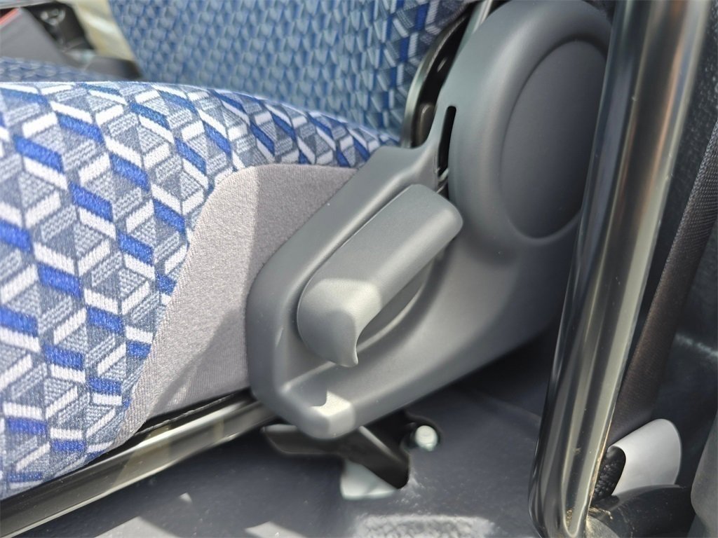 New 2024 Chevrolet Low Cab Forward image 16