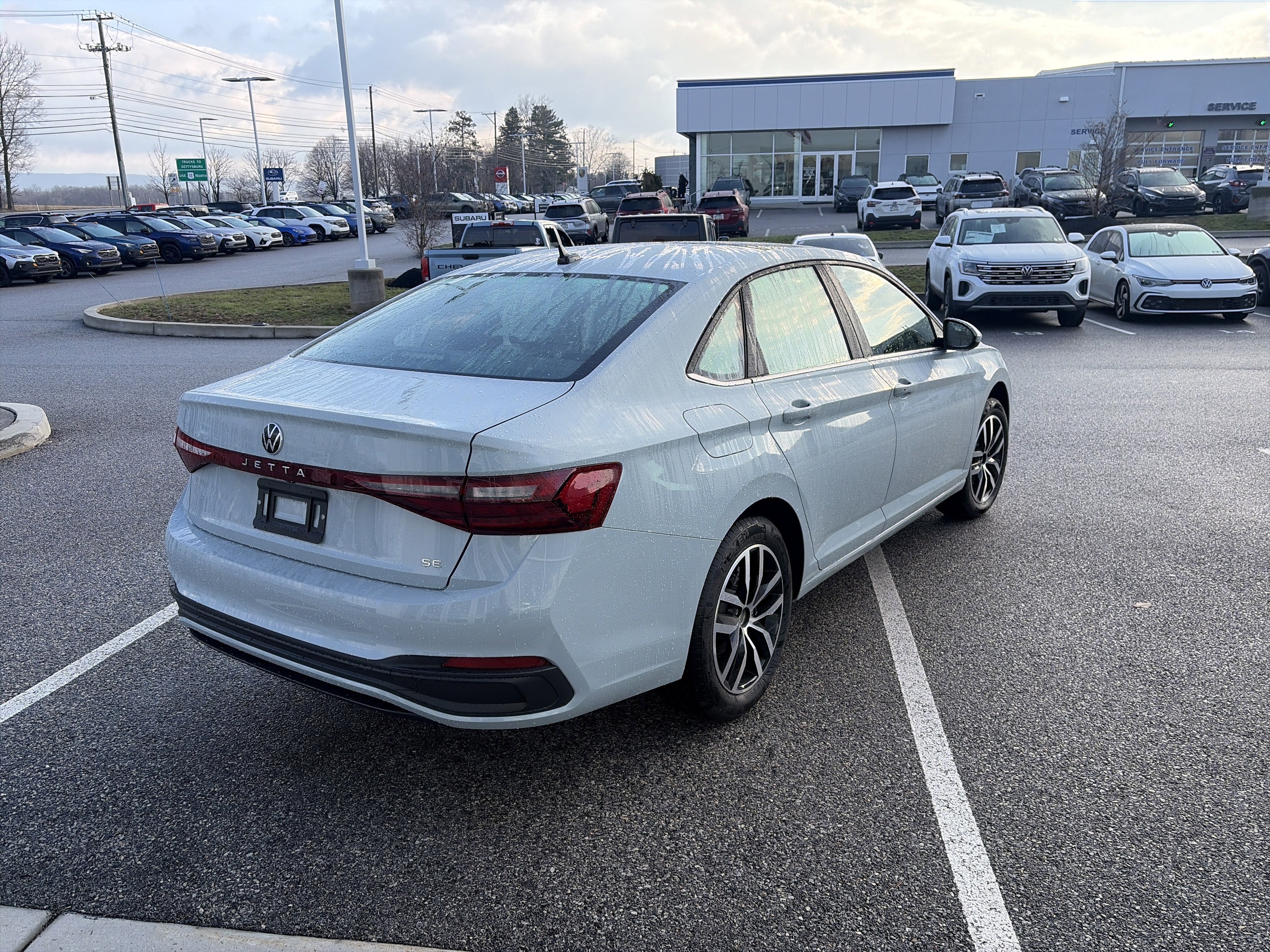 New 2026 Volkswagen Jetta SE image 4