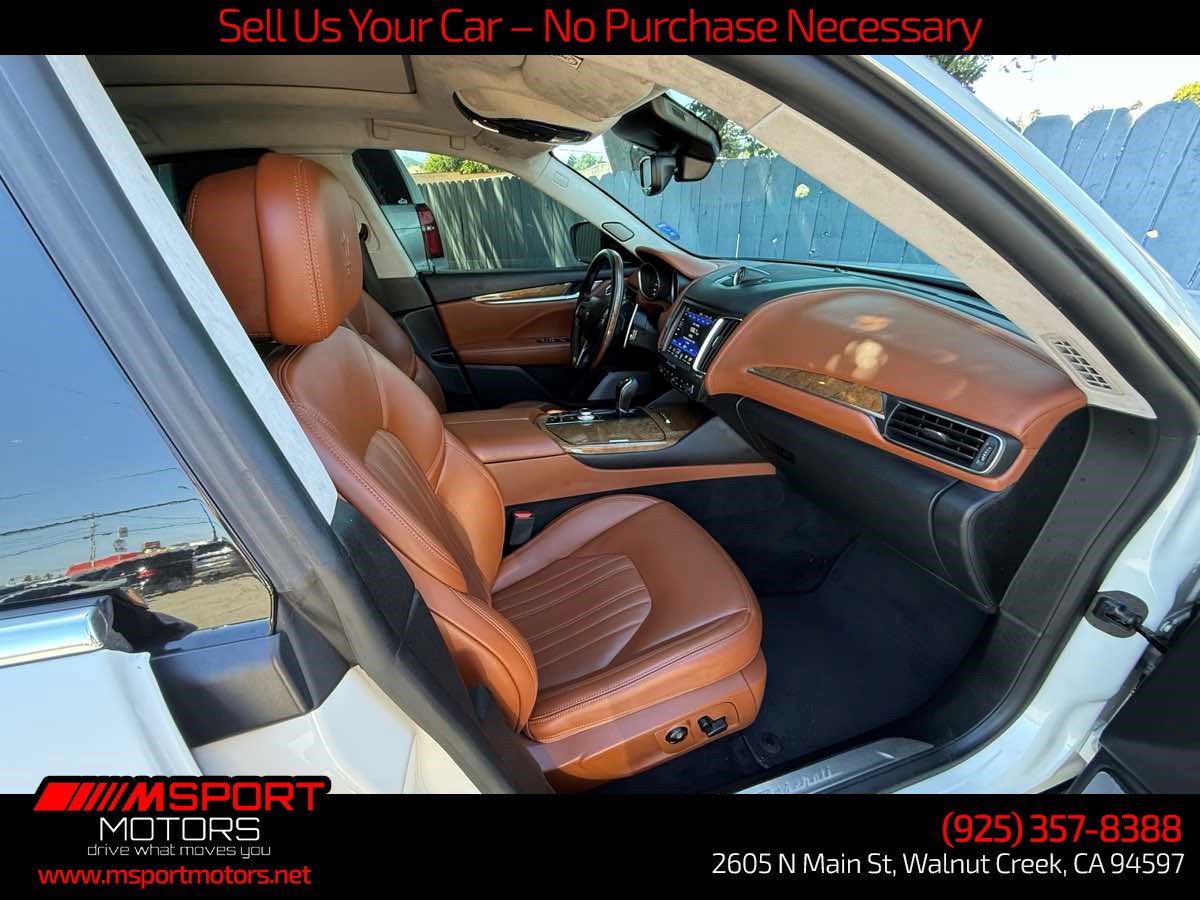 Used 2018 Maserati Levante S GranLusso AWD/4WD image 23