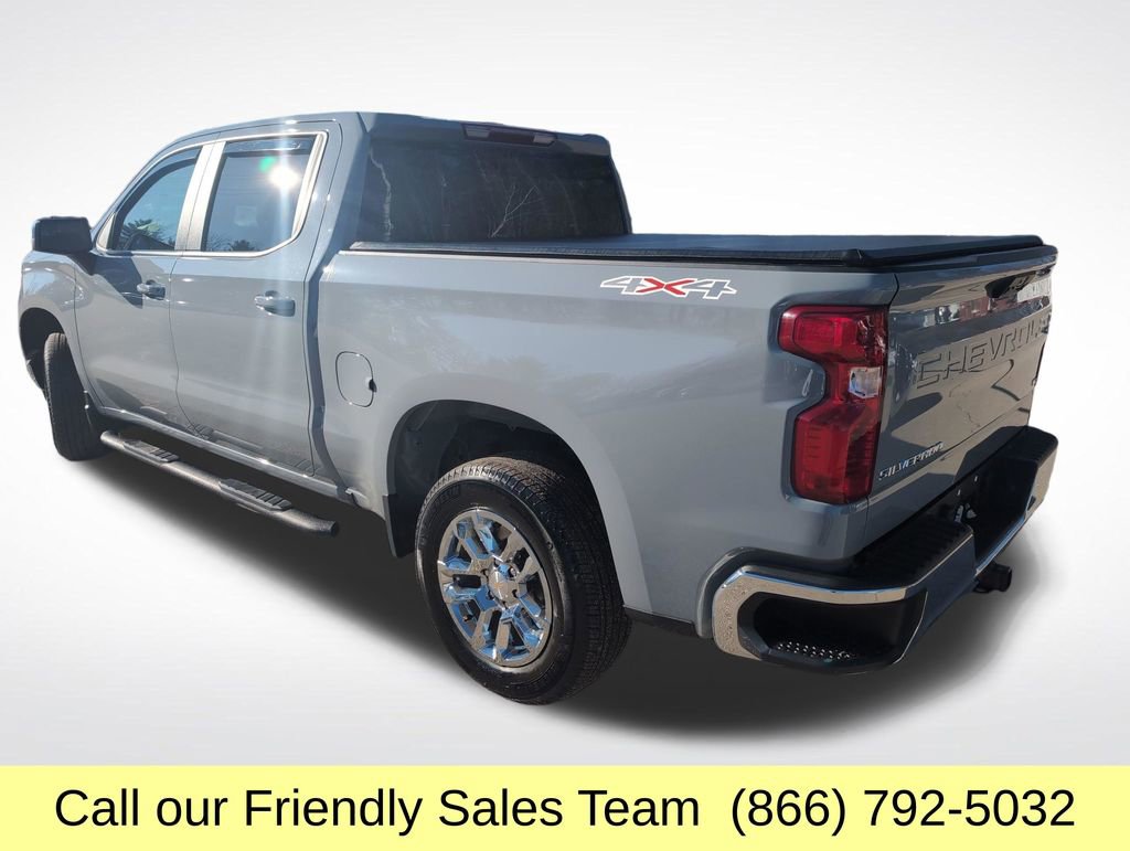 Used 2024 Chevrolet Silverado 1500 LT image 3