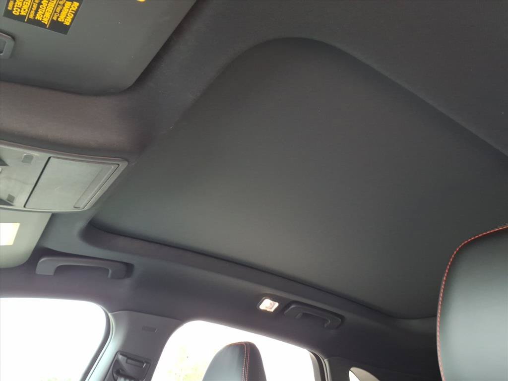 Used 2025 Ford Escape ST-Line w/ Equipment Group 301A FWD image 12