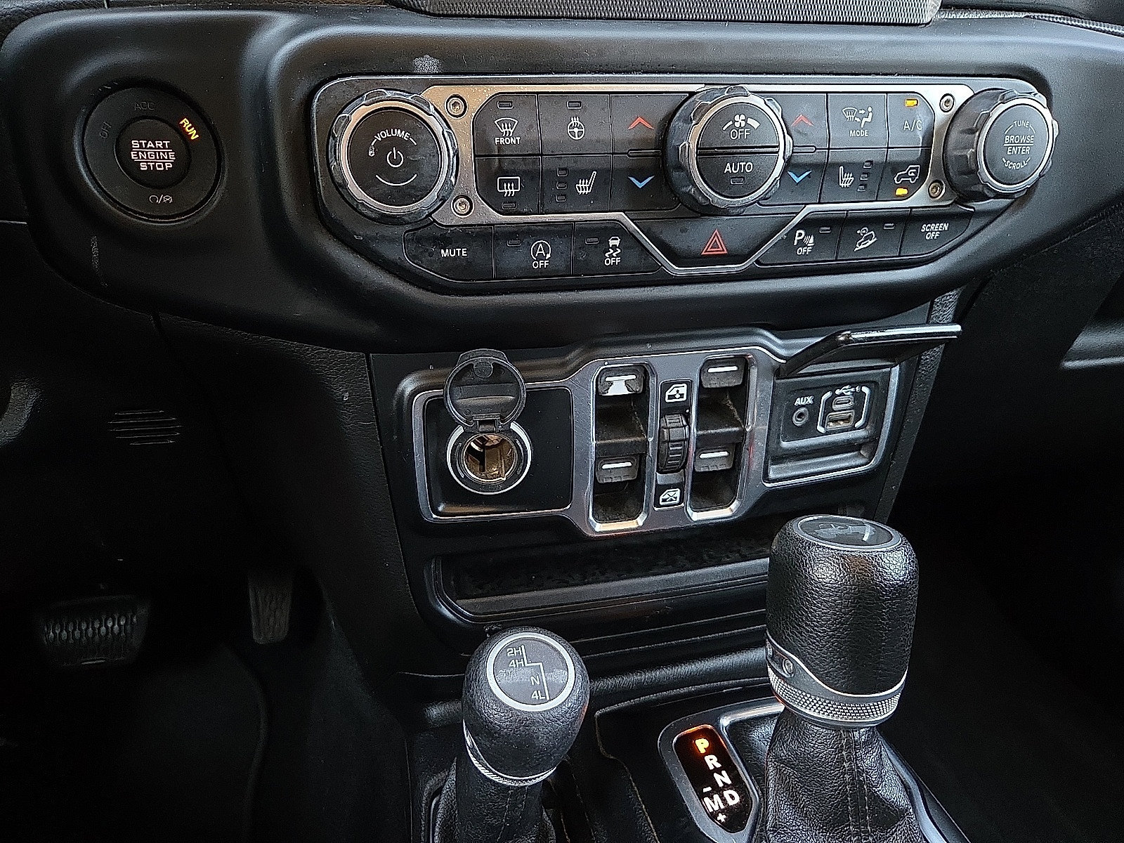 Used 2020 Jeep Wrangler Unlimited Sport AWD/4WD image 17