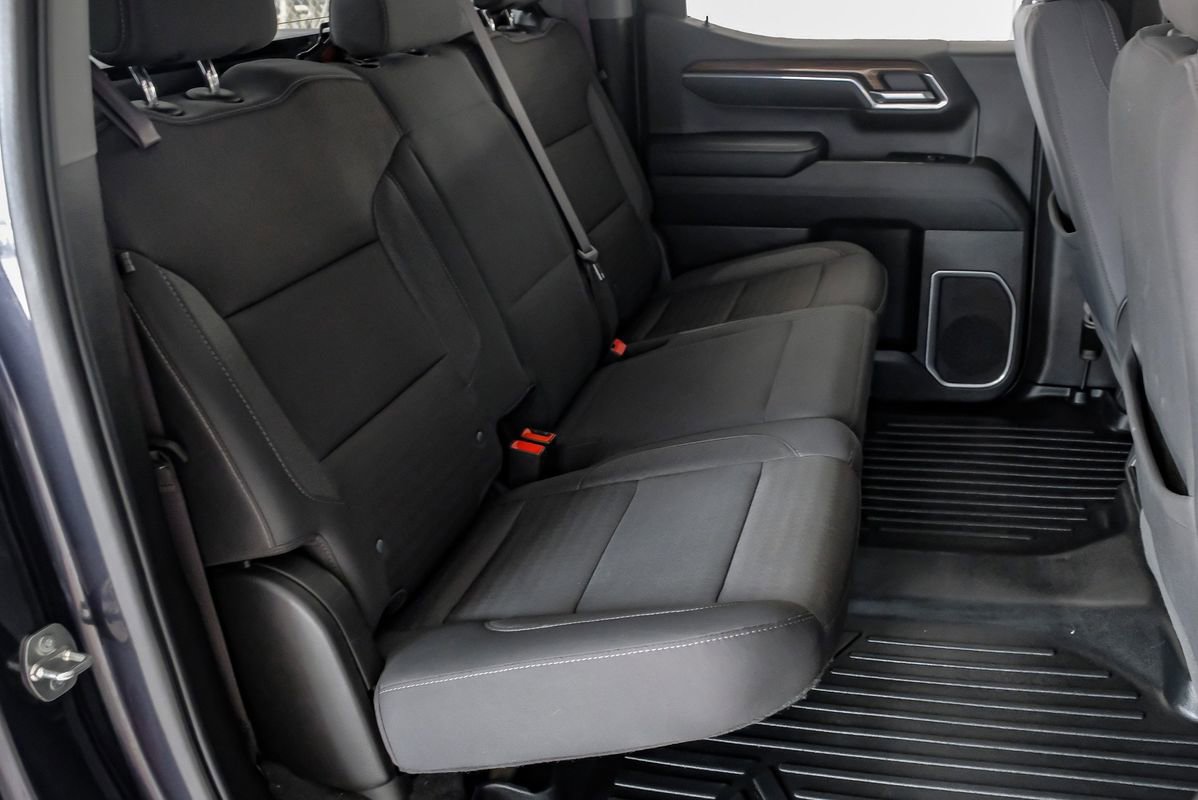 Used 2024 Chevrolet Silverado 1500 LT w/ Z71 Off-Road Package image 33