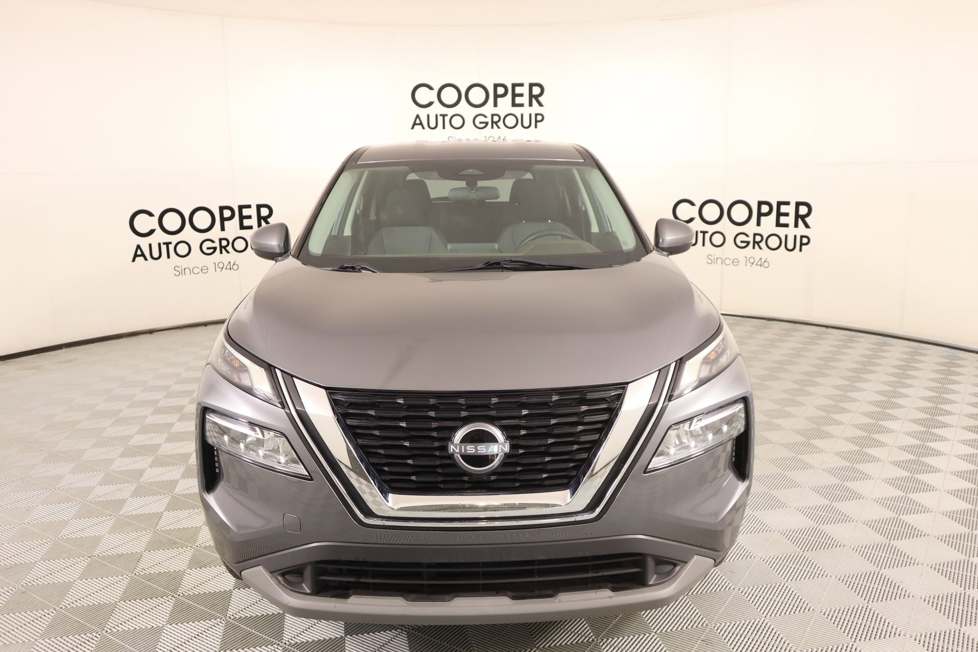 Used 2022 Nissan Rogue SV FWD image 8