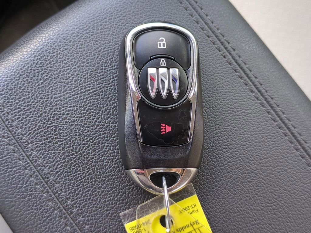 Used 2024 Buick Encore GX Preferred image 32