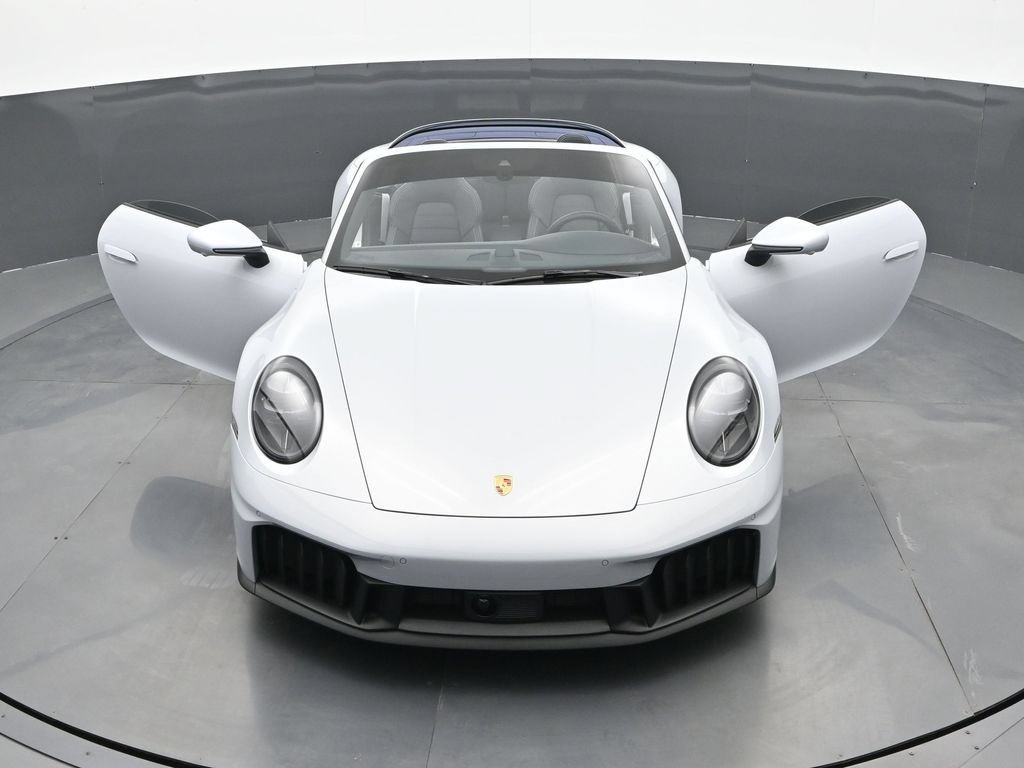 Certified 2026 Porsche 911 Carrera GTS RWD image 28