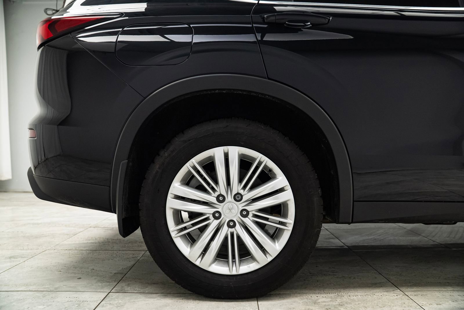 New 2026 Mitsubishi Outlander ES image 20