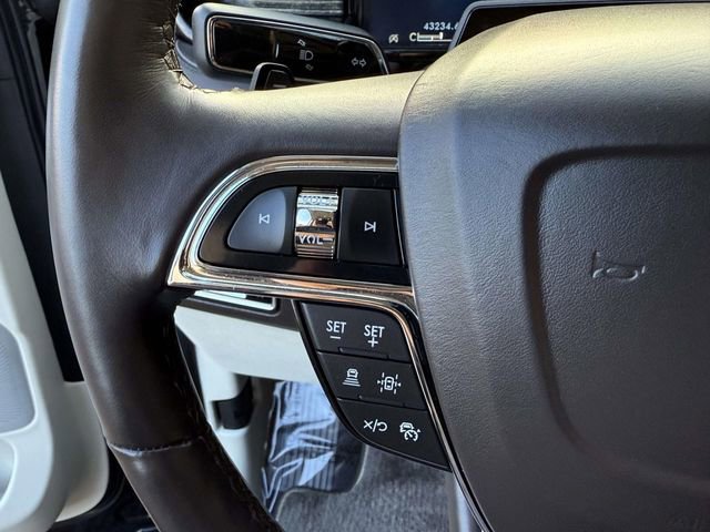 Used 2024 Lincoln Navigator L Black Label image 21