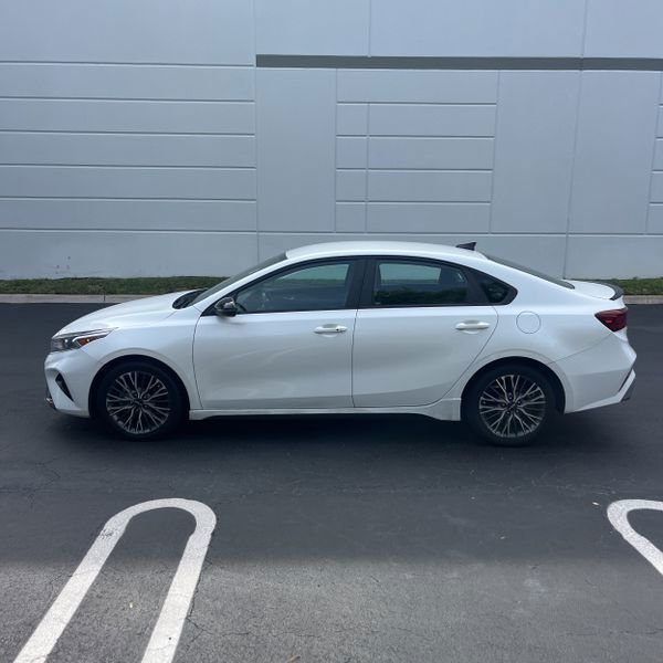 Used 2022 Kia Forte GT-Line FWD image 7