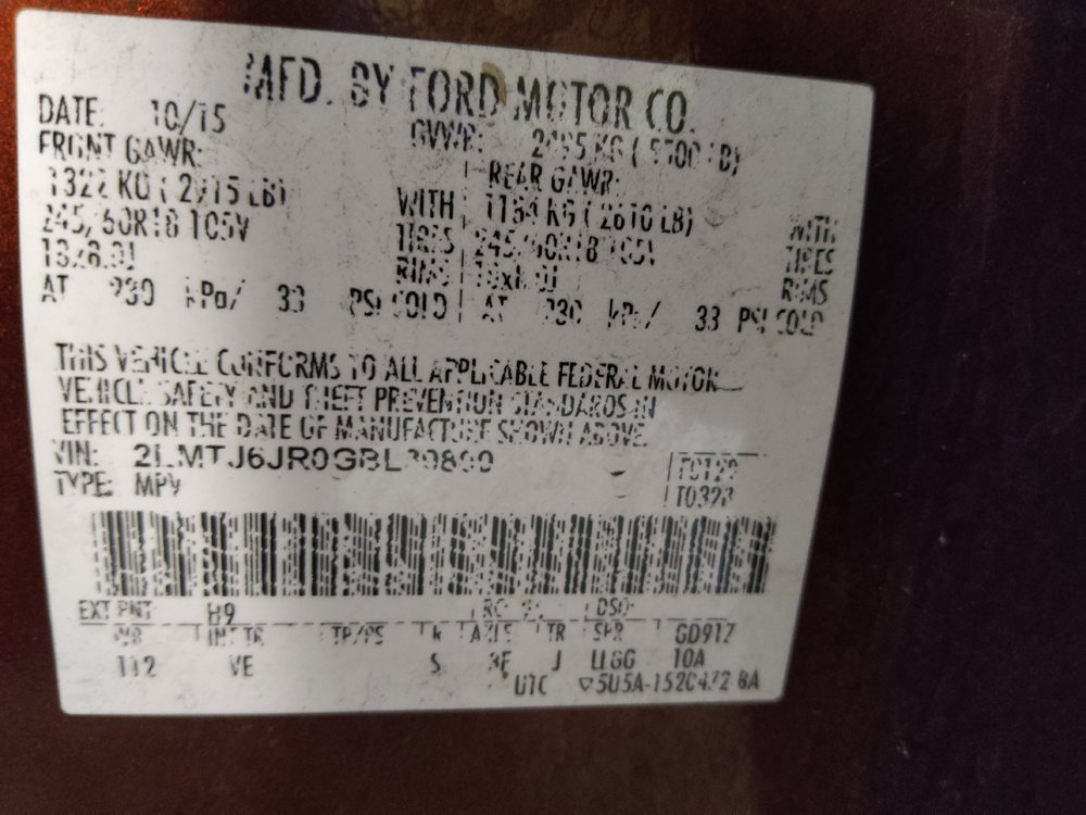 Used 2016 Lincoln MKX Premiere w/ Cargo Utility Package FWD image 33