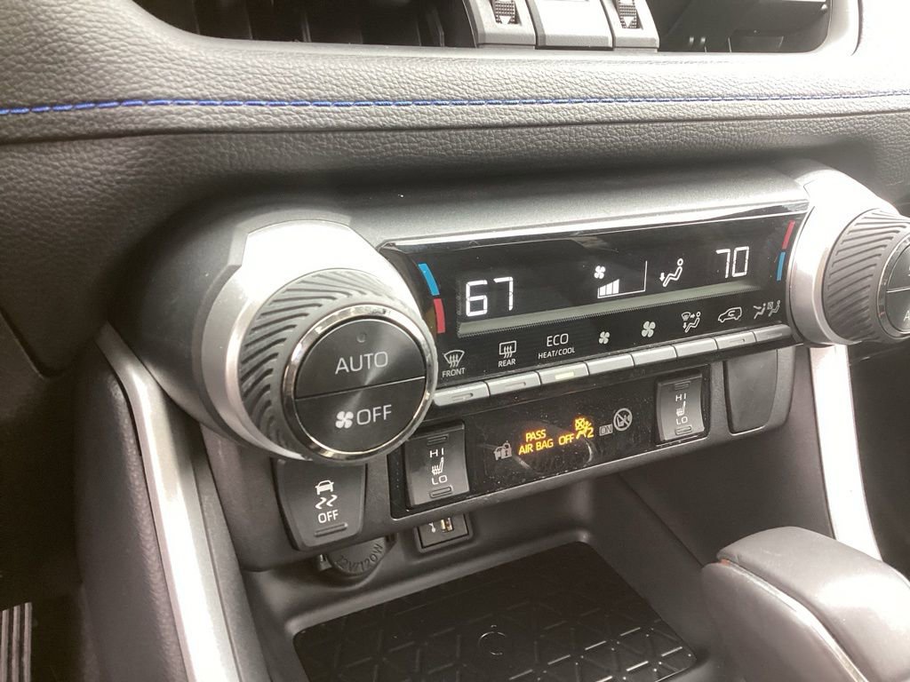 Used 2024 Toyota RAV4 XSE w/ Advanced Technology Package image 21