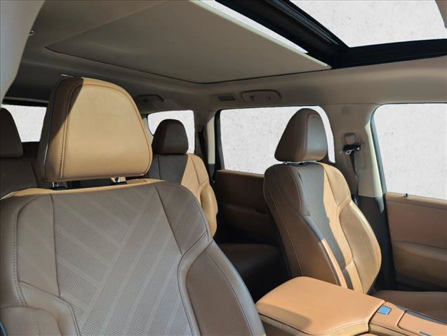 Used 2025 INFINITI QX80 Luxe AWD/4WD image 25