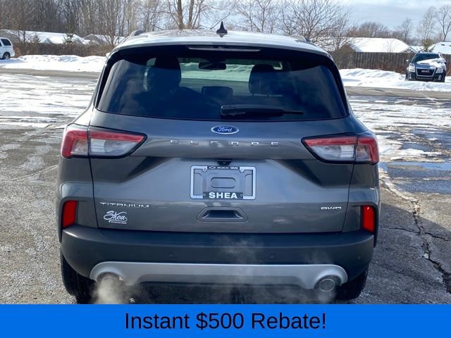 Used 2022 Ford Escape Titanium image 5